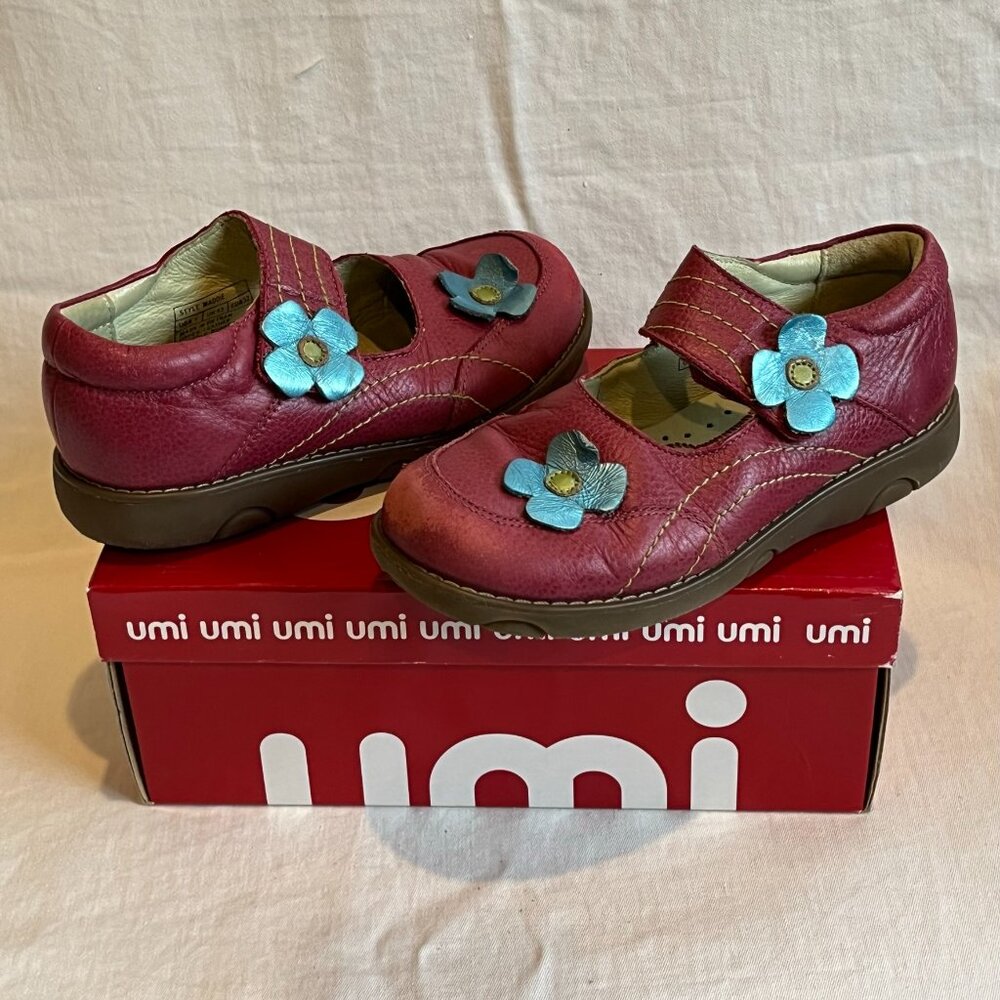 EUC Umi Raspberry Leather Girls Shoes, sz 32 (1)